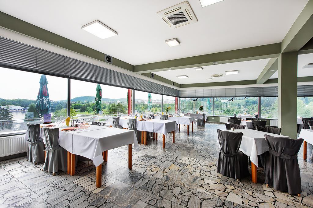 Hotel Rakovec Μπρνο Εξωτερικό φωτογραφία