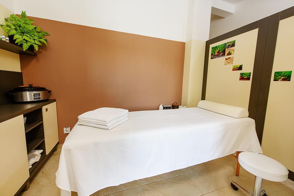 Hotel Rakovec Μπρνο Εξωτερικό φωτογραφία